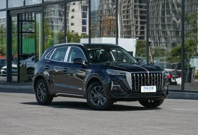Hongqi HS5, 2025