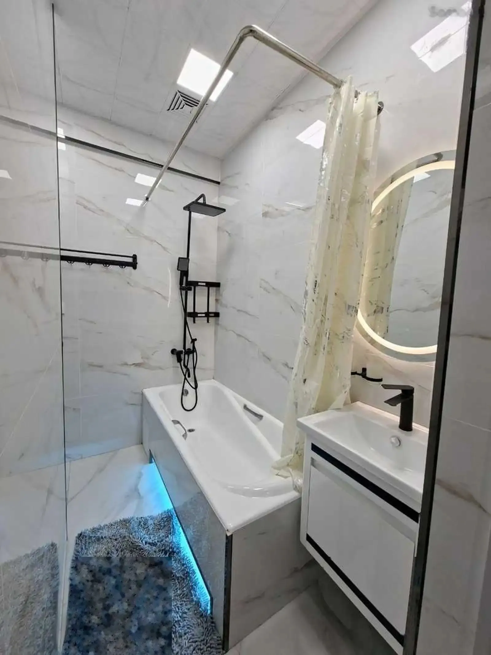 2-комн. квартира, 12 этаж, 72м², Шохмансур