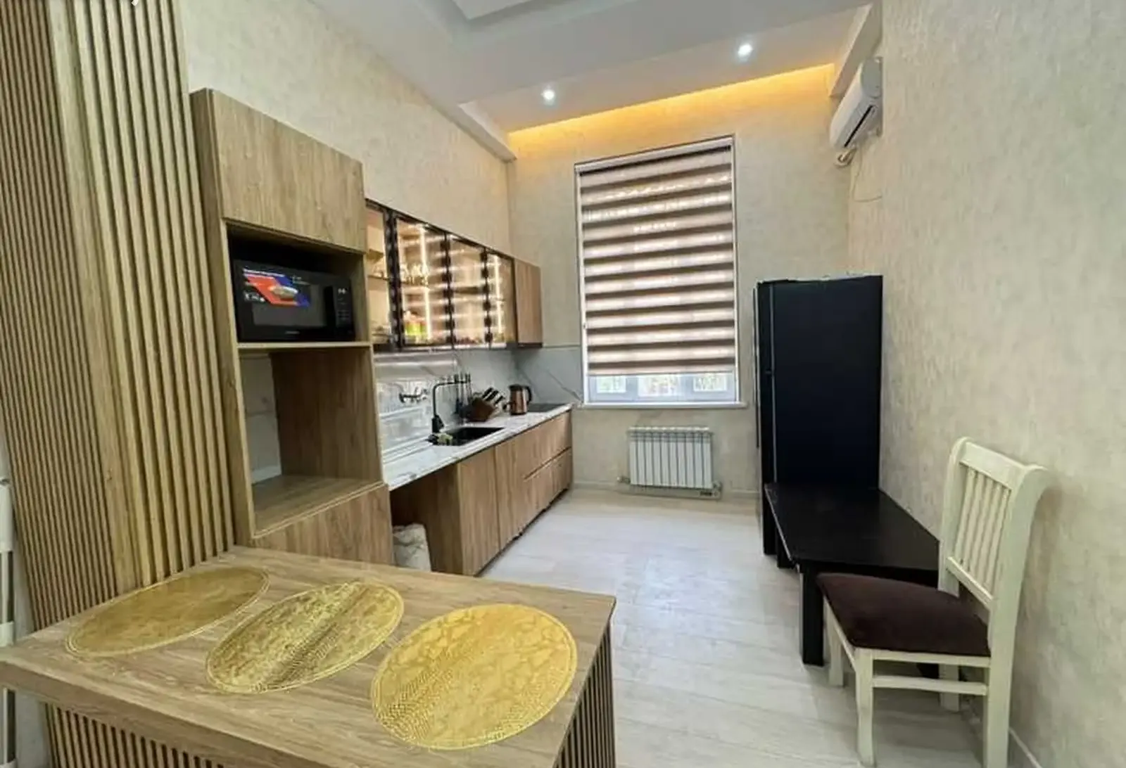 3-комн. квартира, 2 этаж, 125м², 82 мкр