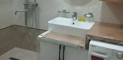 3-комн. квартира, 2 этаж, 100м², И Сомони