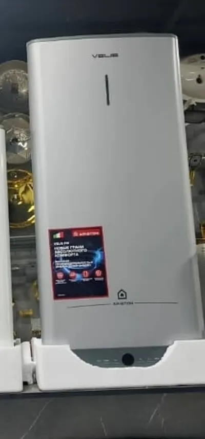 Водонагреватель Ariston 80л