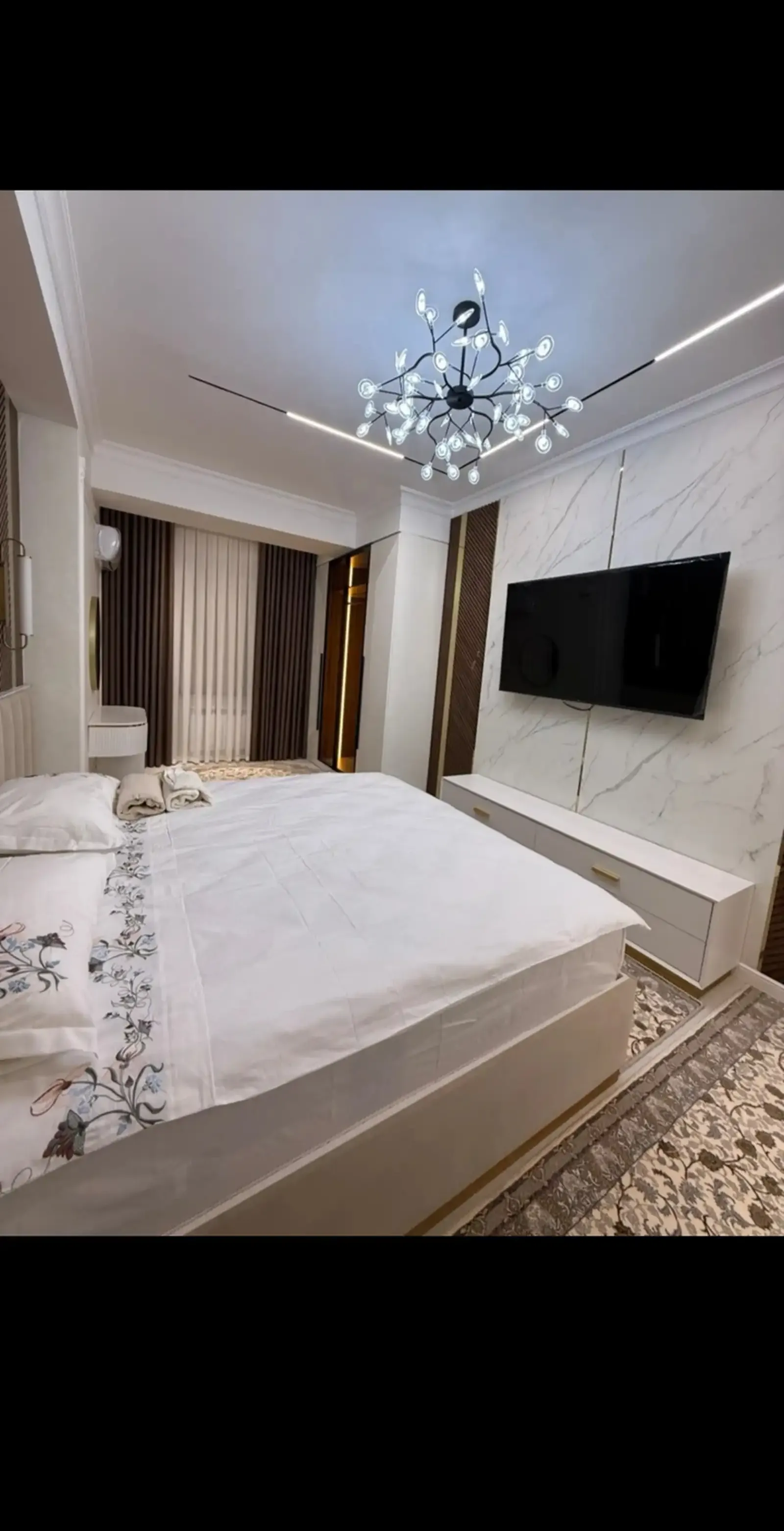 3-комн. квартира, 10 этаж, 120м², Батанический сад