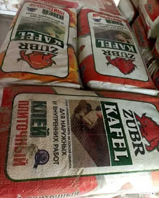 Плиточный клей Zubr