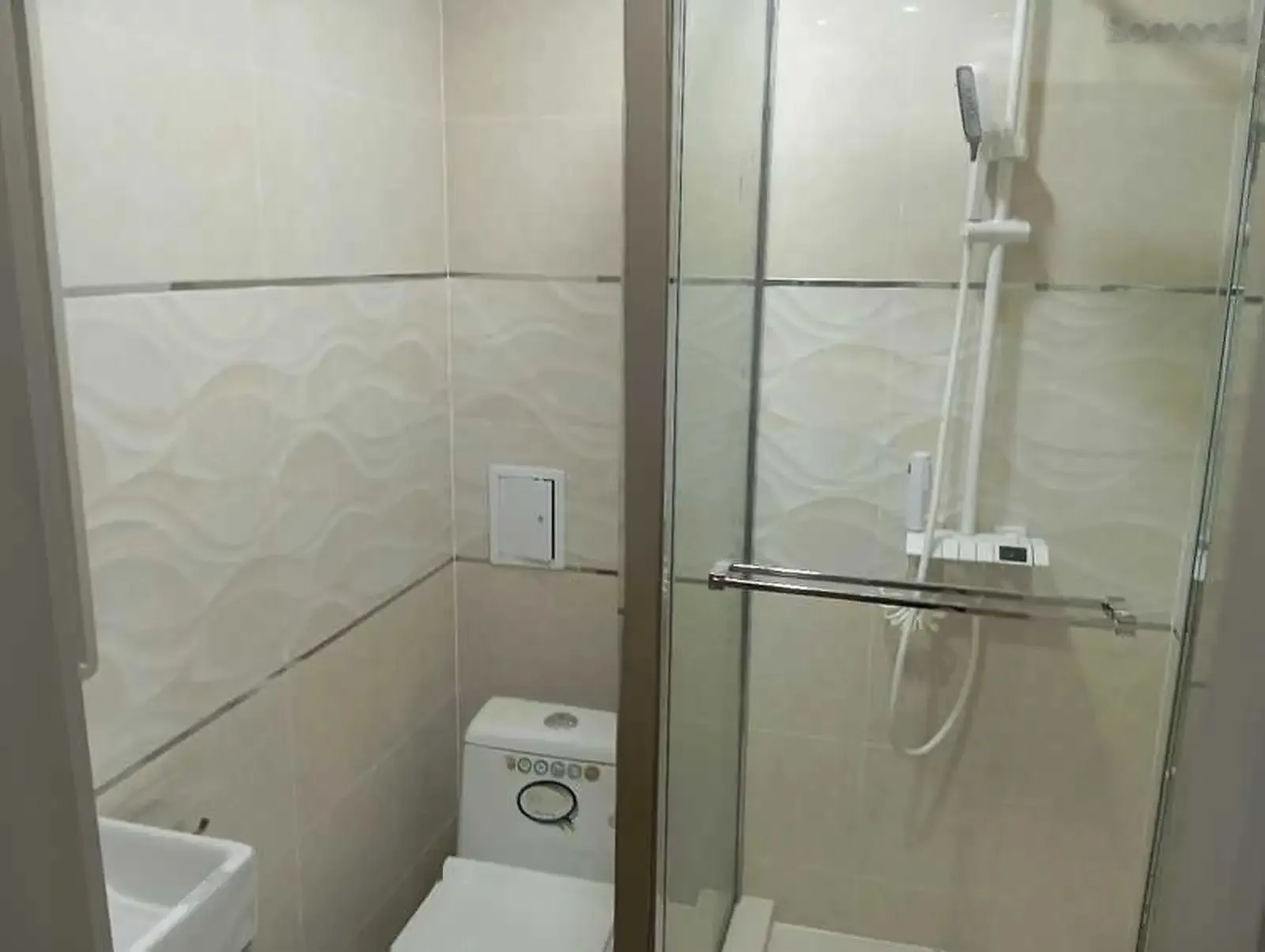 3-комн. квартира, 4 этаж, 140м², ж/д Вокзал