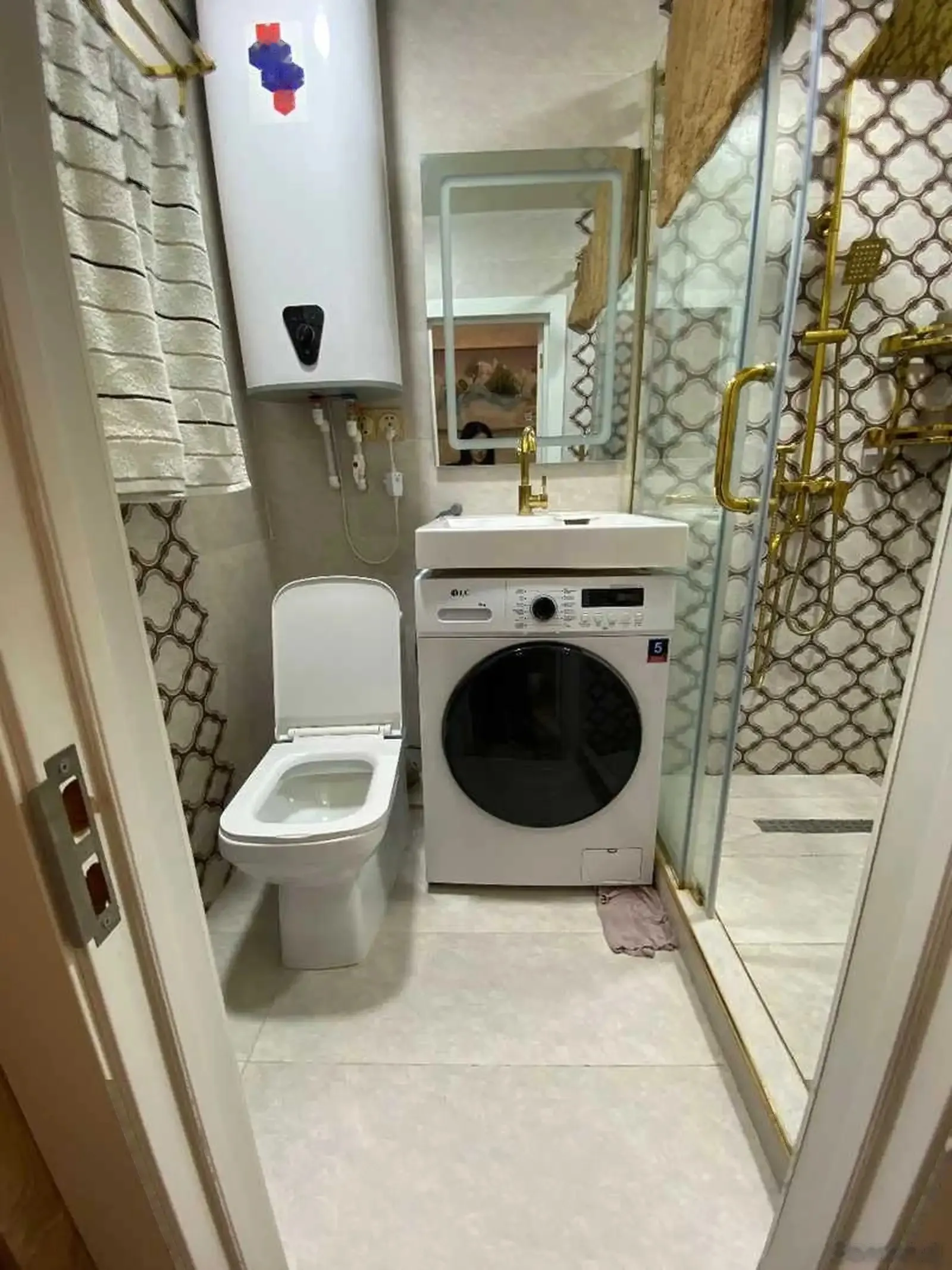 1-комн. квартира, 18 этаж, 32 м², Шохмансур