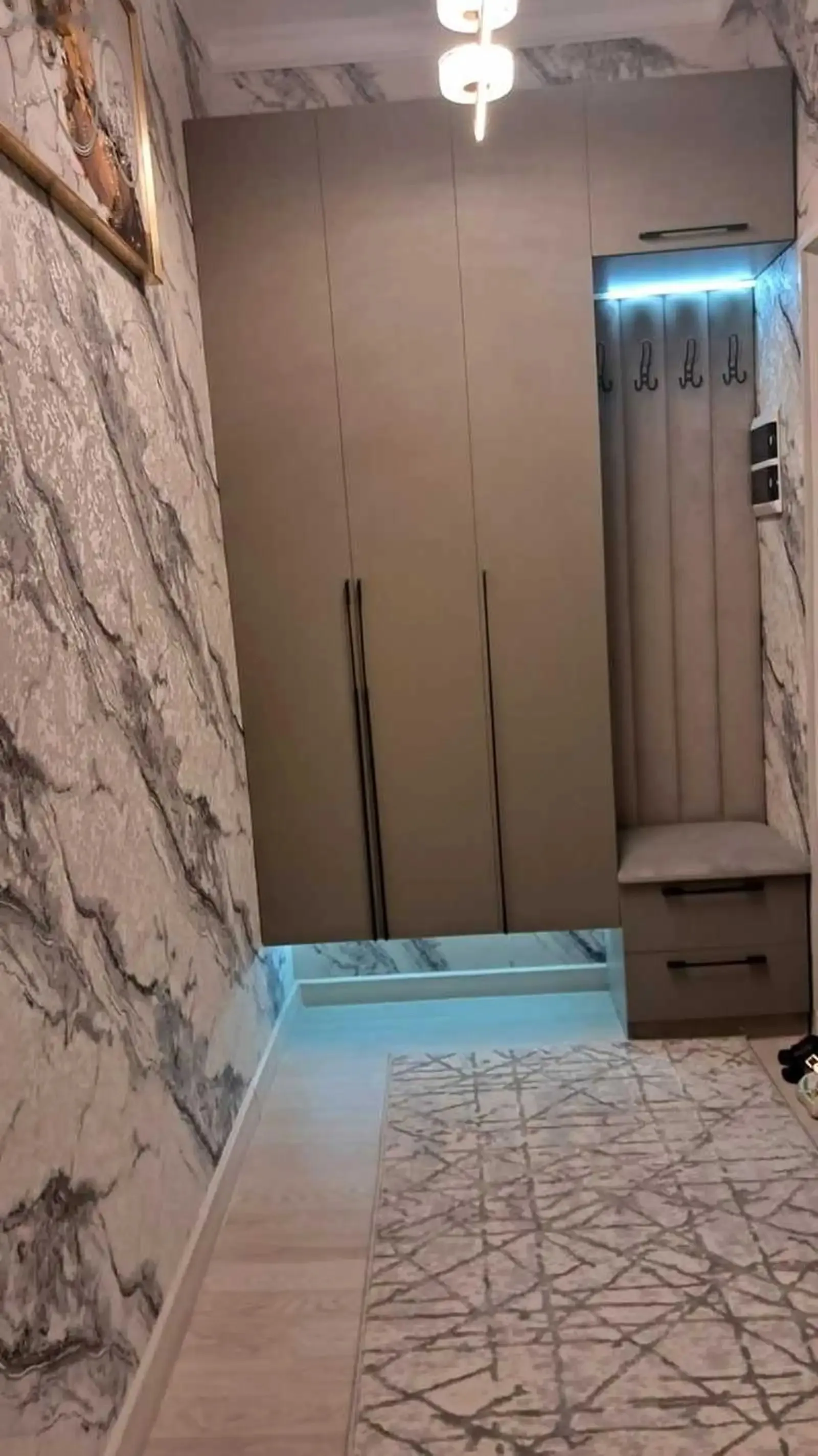 2-комн. квартира, 7 этаж, 70м², 82мкр