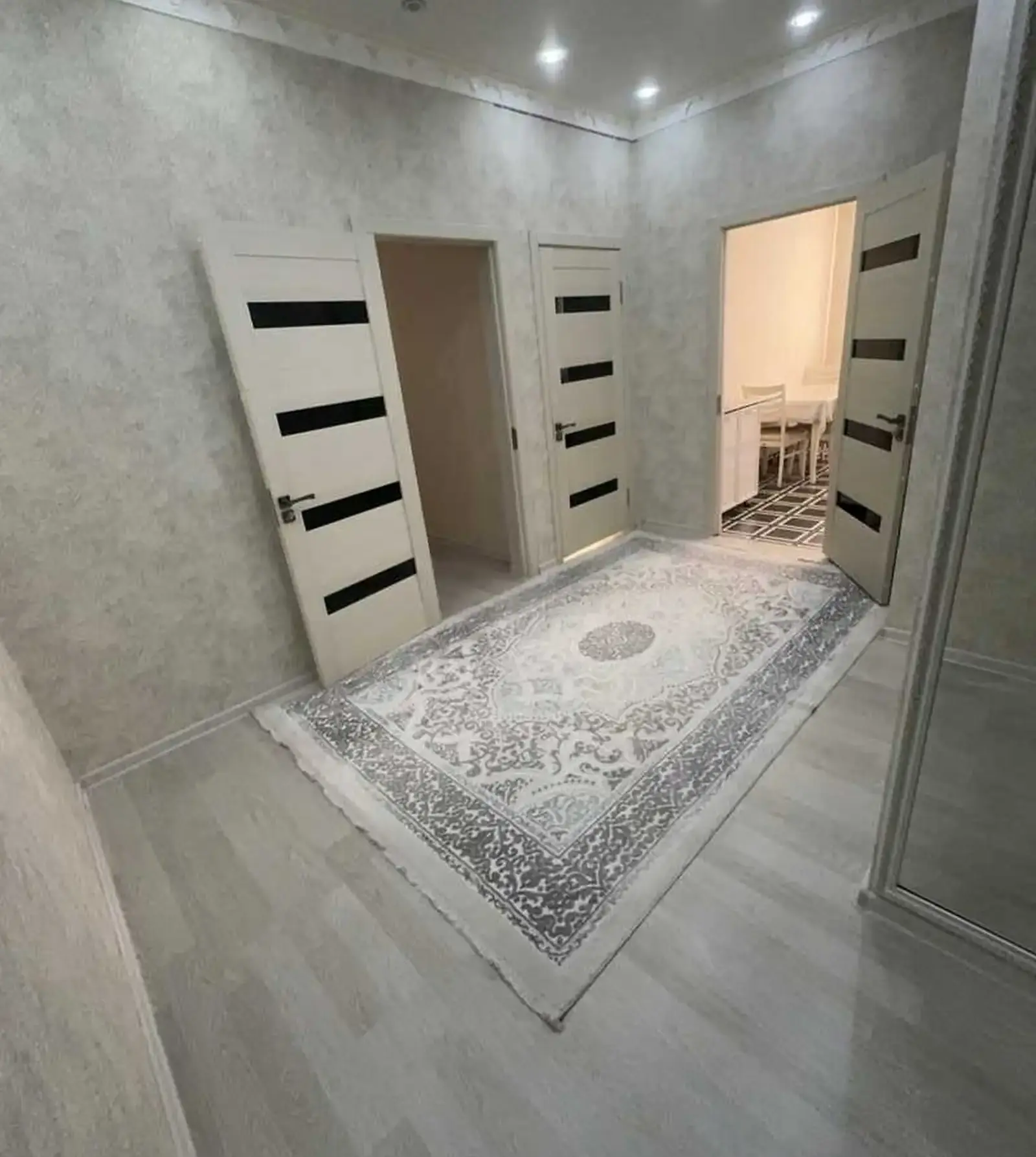 2-комн. квартира, 6 этаж, 79м², ноҳияи Сино 82мкр