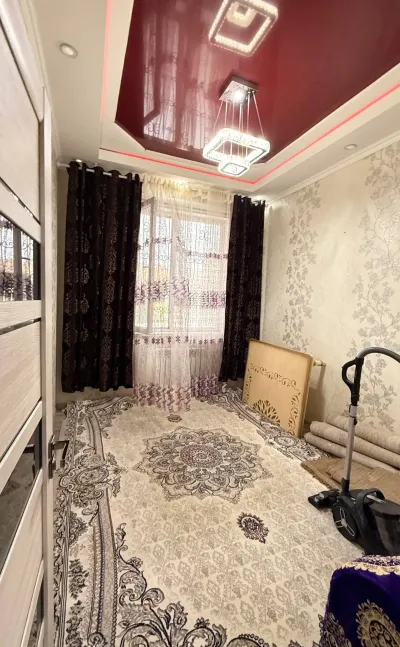 3-комн. квартира, 1 этаж, 85 м², Сино
