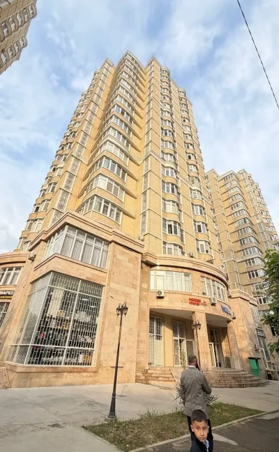 2-комн. квартира, 14 этаж, 105 м², Шохмансур