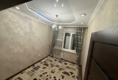 4-комн. квартира, 2 этаж, 80м², Сино