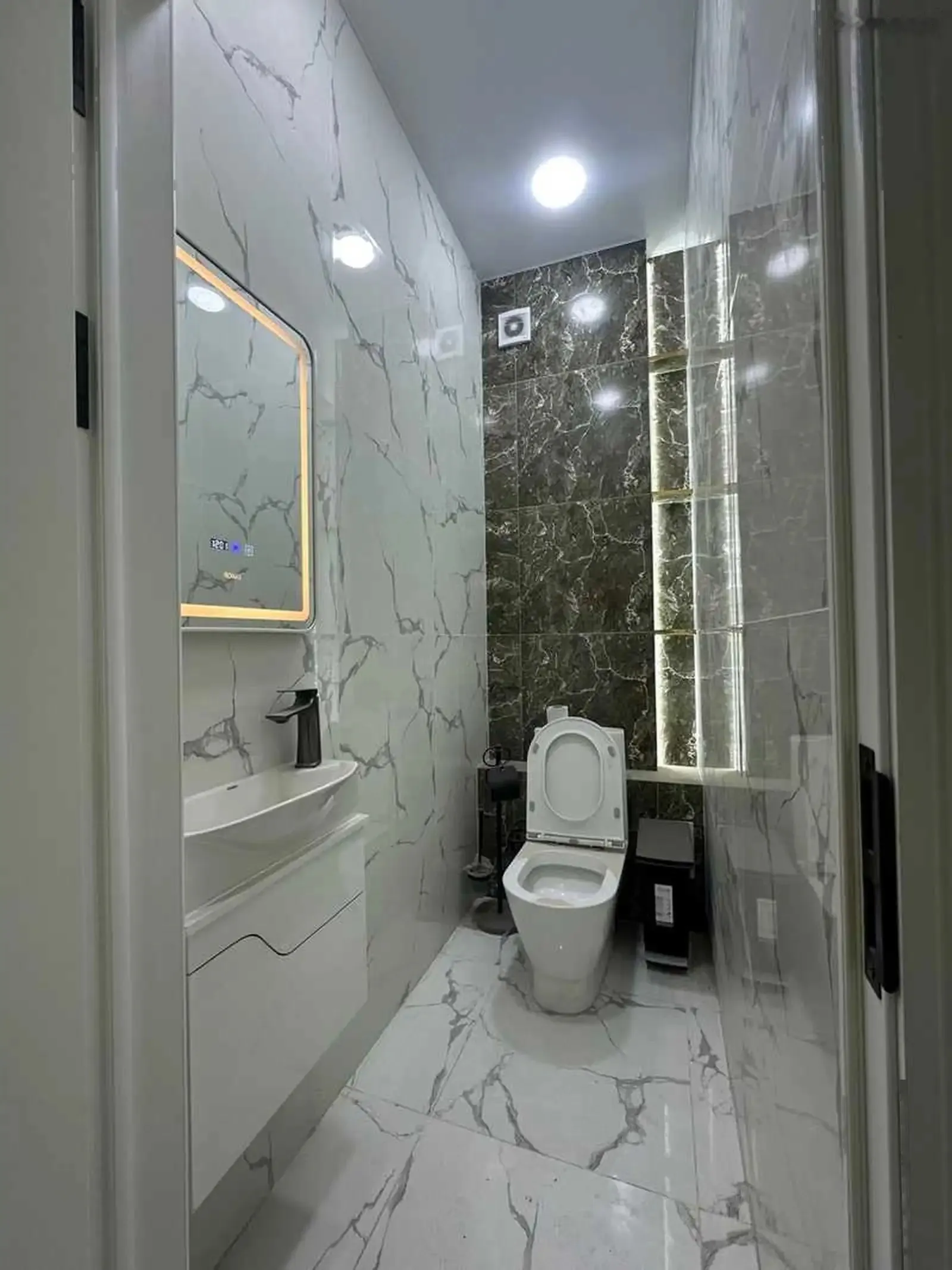 3-комн. квартира, 10 этаж, 100м², Шохмансур
