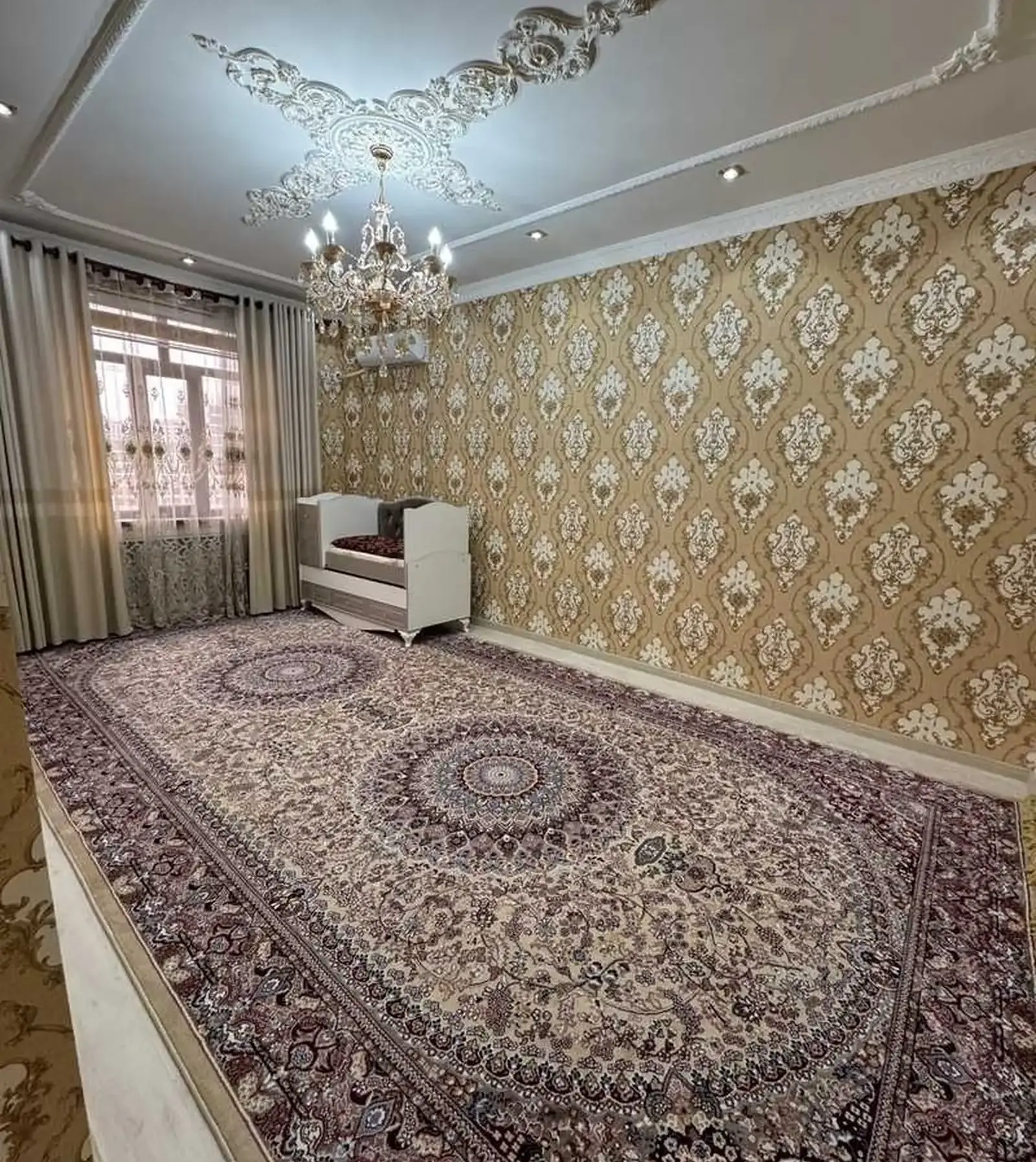 3-комн. квартира, 8 этаж, 140м², дом печать