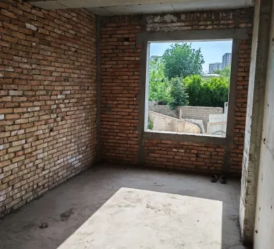 3-комн. квартира, 2 этаж, 103 м², Сино, 82 мкр