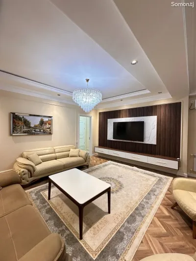 3-комн. квартира, 4 этаж, 102 м², И. Сомони