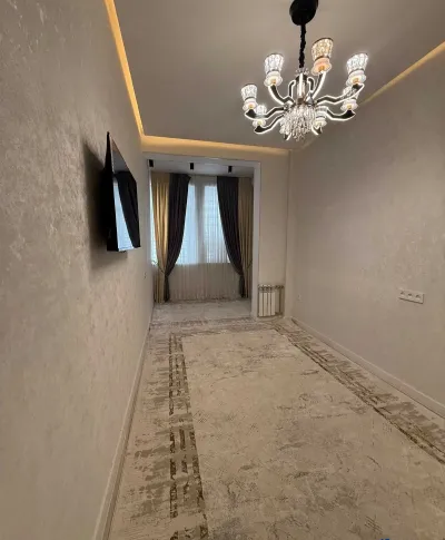 2-комн. квартира, 12 этаж, 77м², Овир