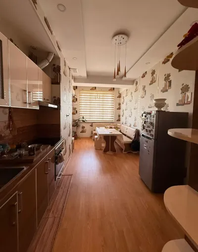 3-комн. квартира, 8 этаж, 110 м², Зеленый базар