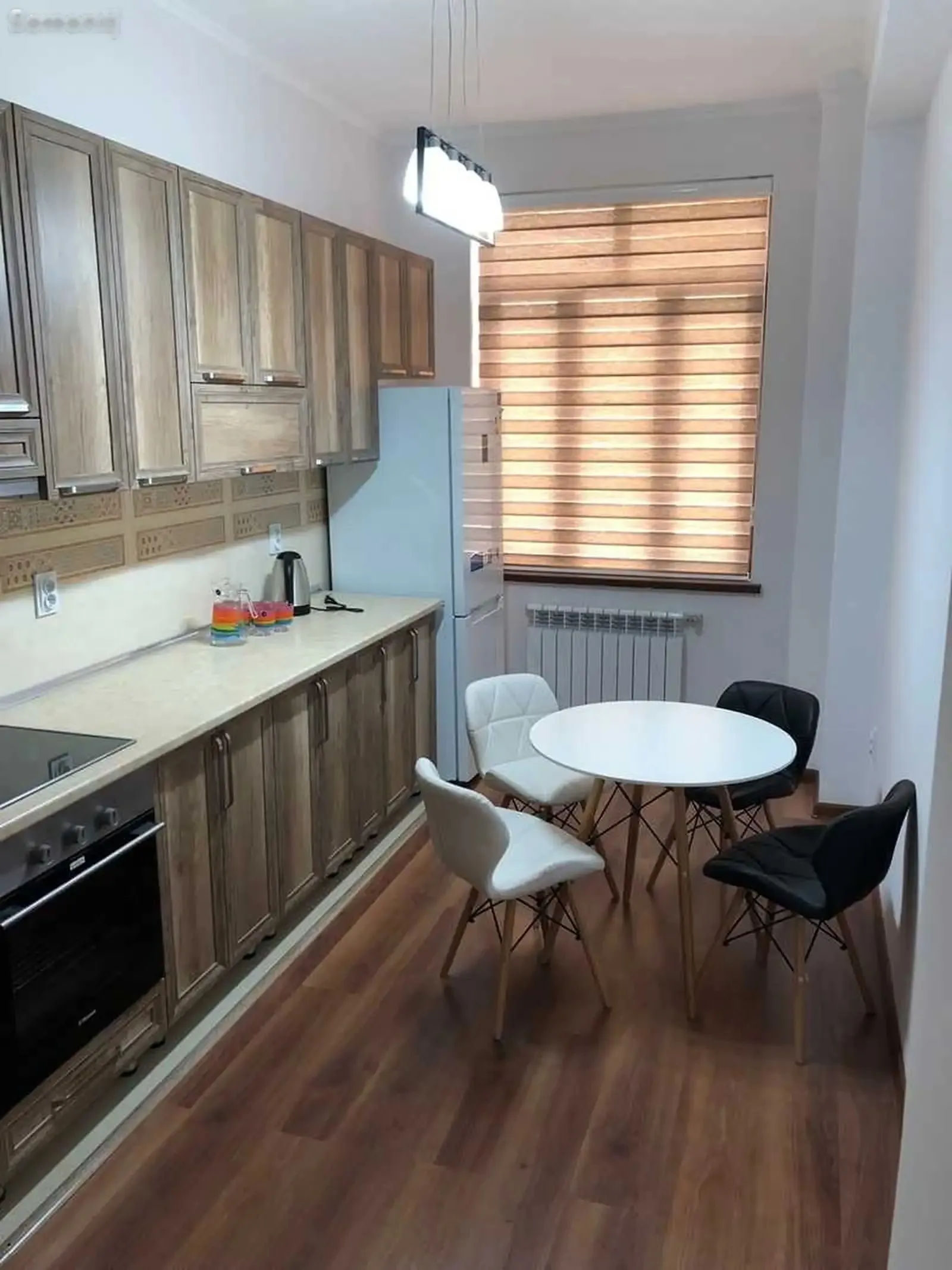 3-комн. квартира, 3 этаж, 100м², дом печать