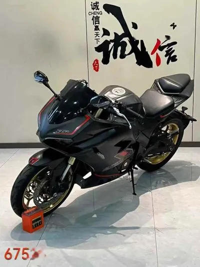 Мотоцикл Ducati 400 на заказ