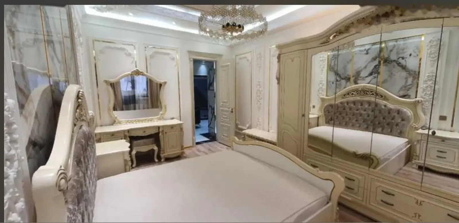 3-комн. квартира, 3 этаж, 102м², Сафо, Пединститут