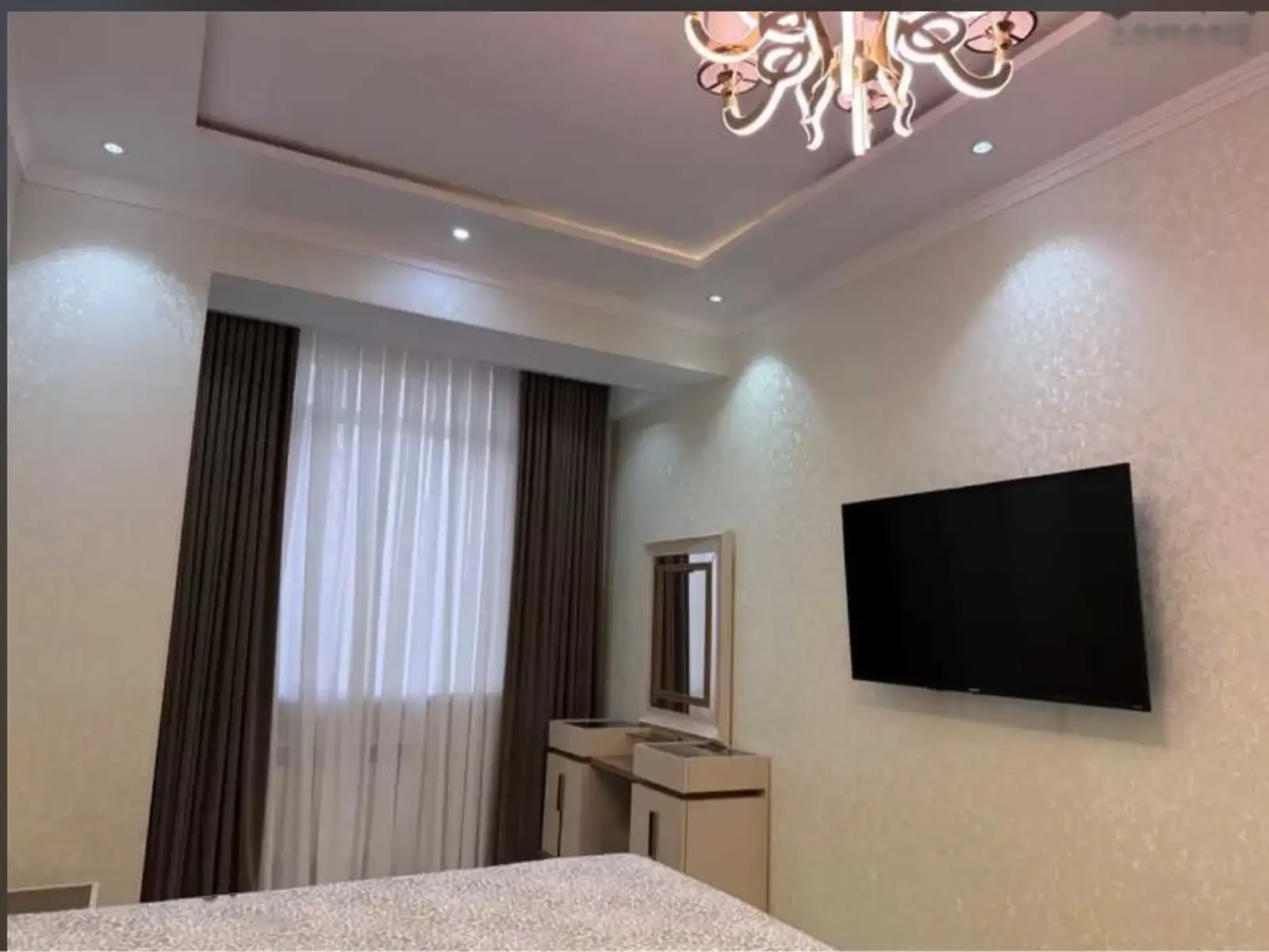 4-комн. квартира, 4 этаж, 120м², Овир гранд отель