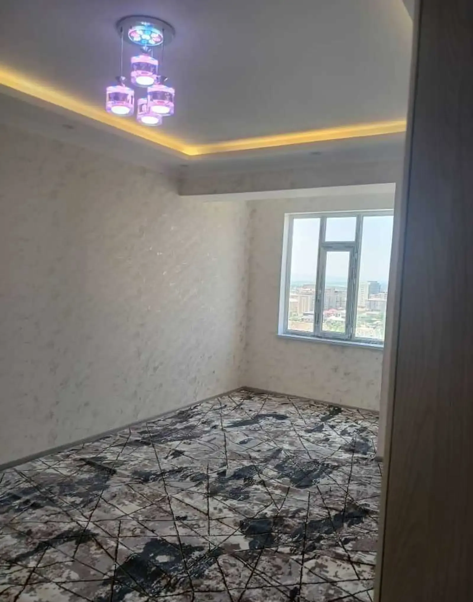 2-комн. квартира, 13 этаж, 75м², Сино
