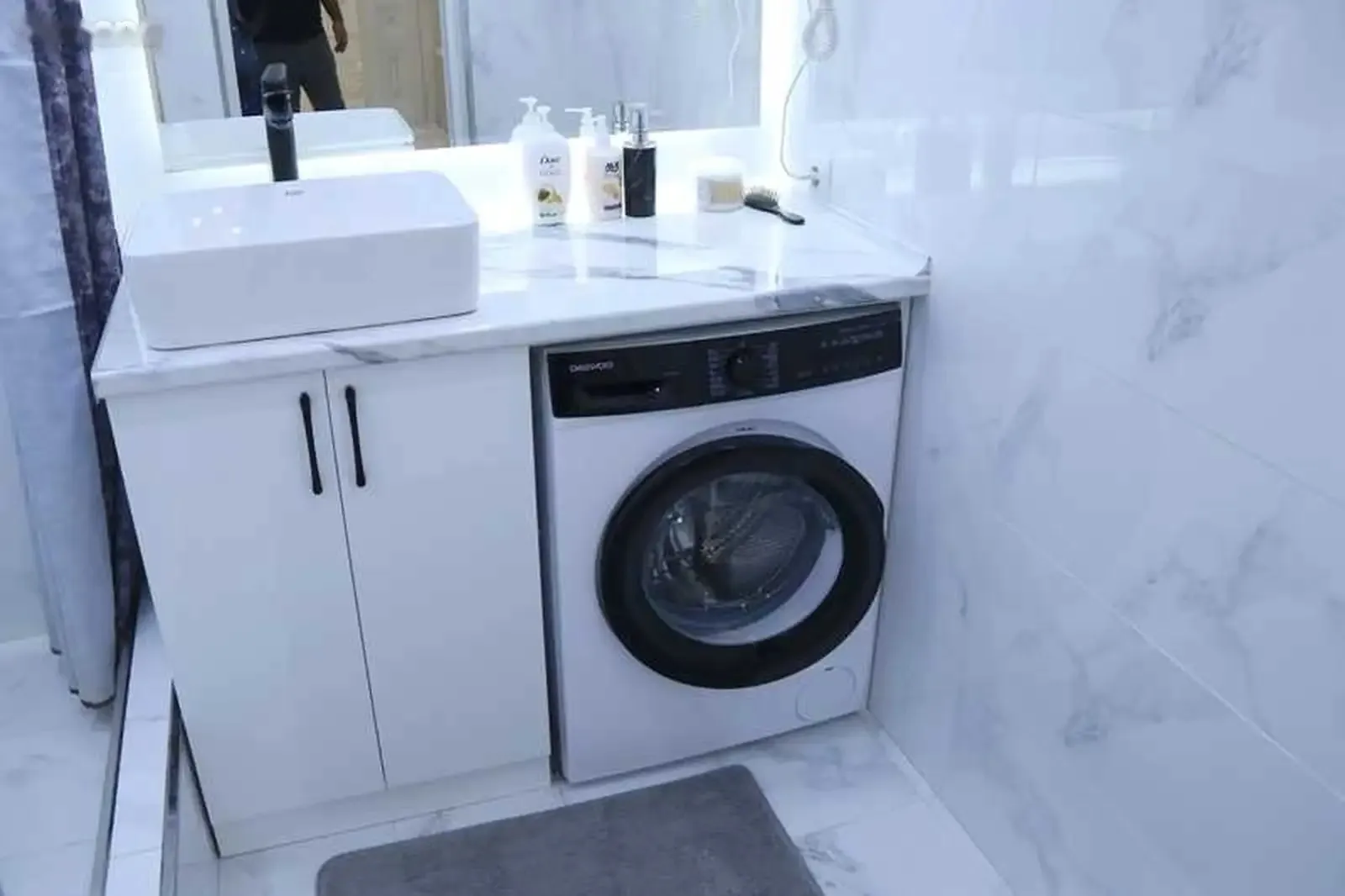 2-комн. квартира, 10 этаж, 110м², голубой экран