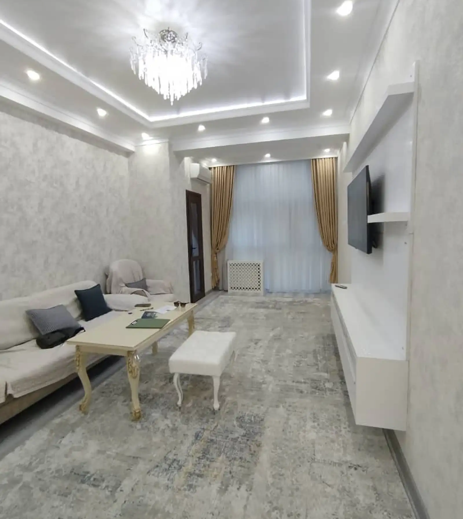 2-комн. квартира, 10 этаж, 65м², Шохмансур, доми Гелос, книжный мир, ру ба руи Садбарг
