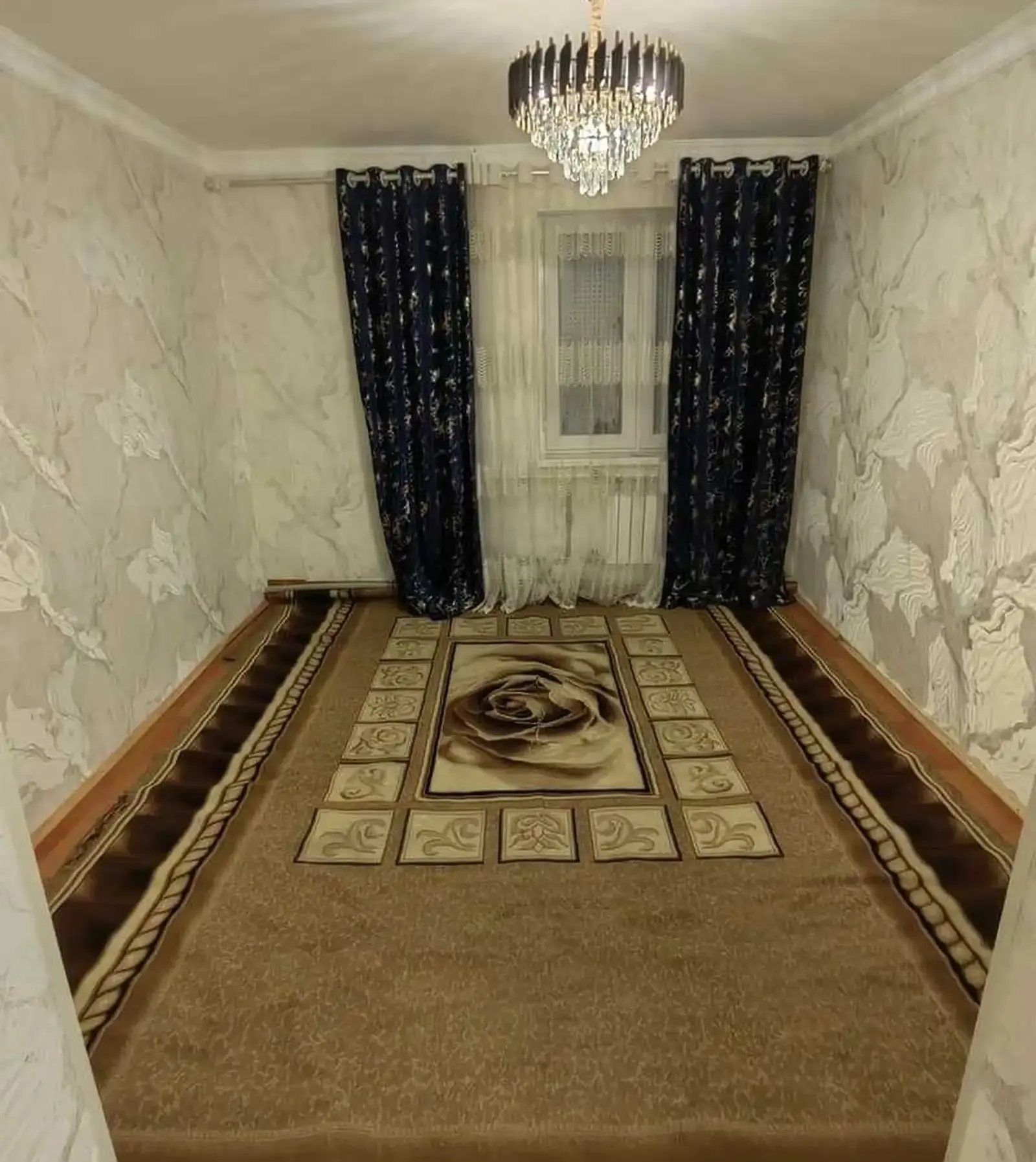 2-комн. квартира, 1 этаж, 50м², Фирдавси