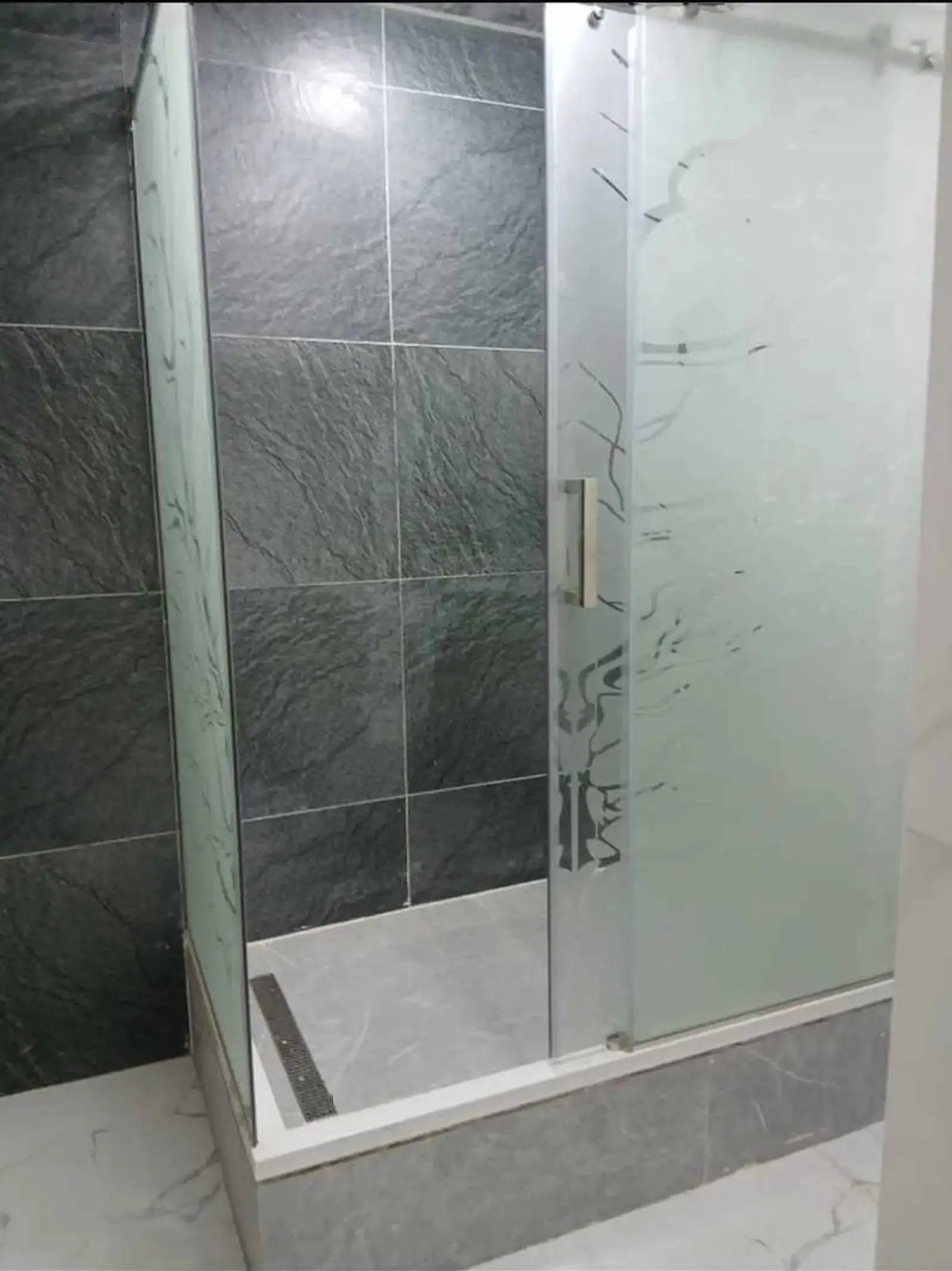 3-комн. квартира, 3 этаж, 90м², И.Сомони ру ба руй Султонбей