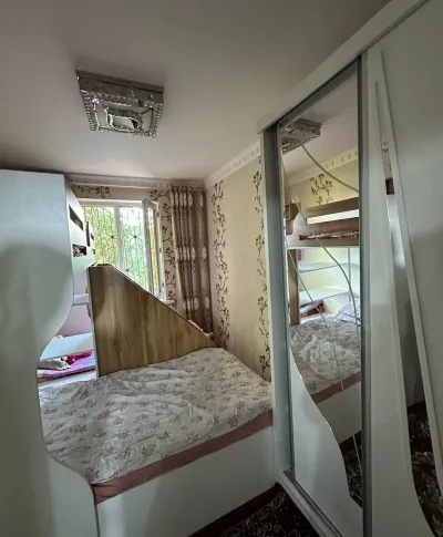 4-комн. квартира, 5 этаж, 75 м², Сино 102 Донишгохи Забонхо