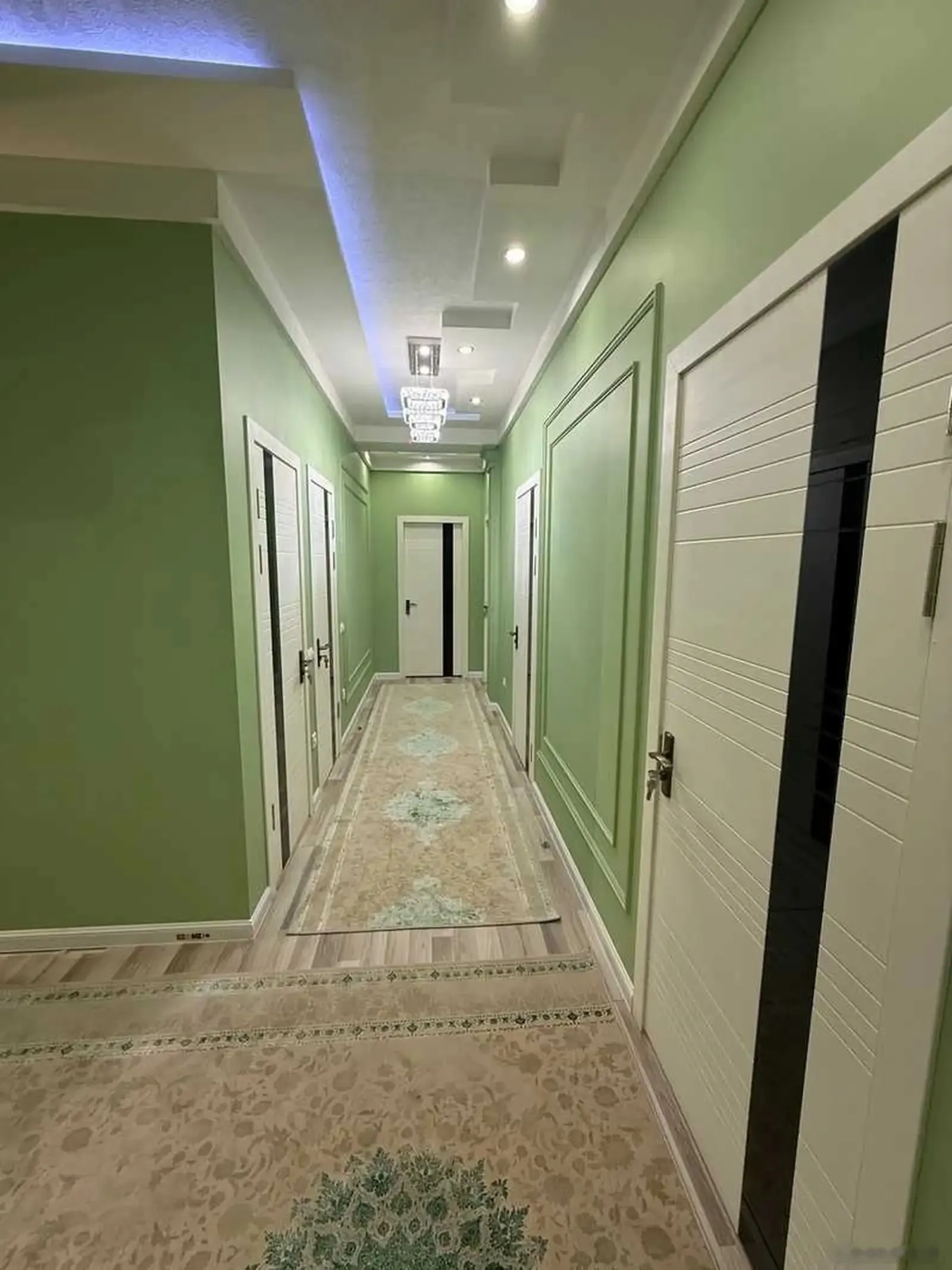 3-комн. квартира, 3 этаж, 110м², И Сомони Ориентир Алфемо