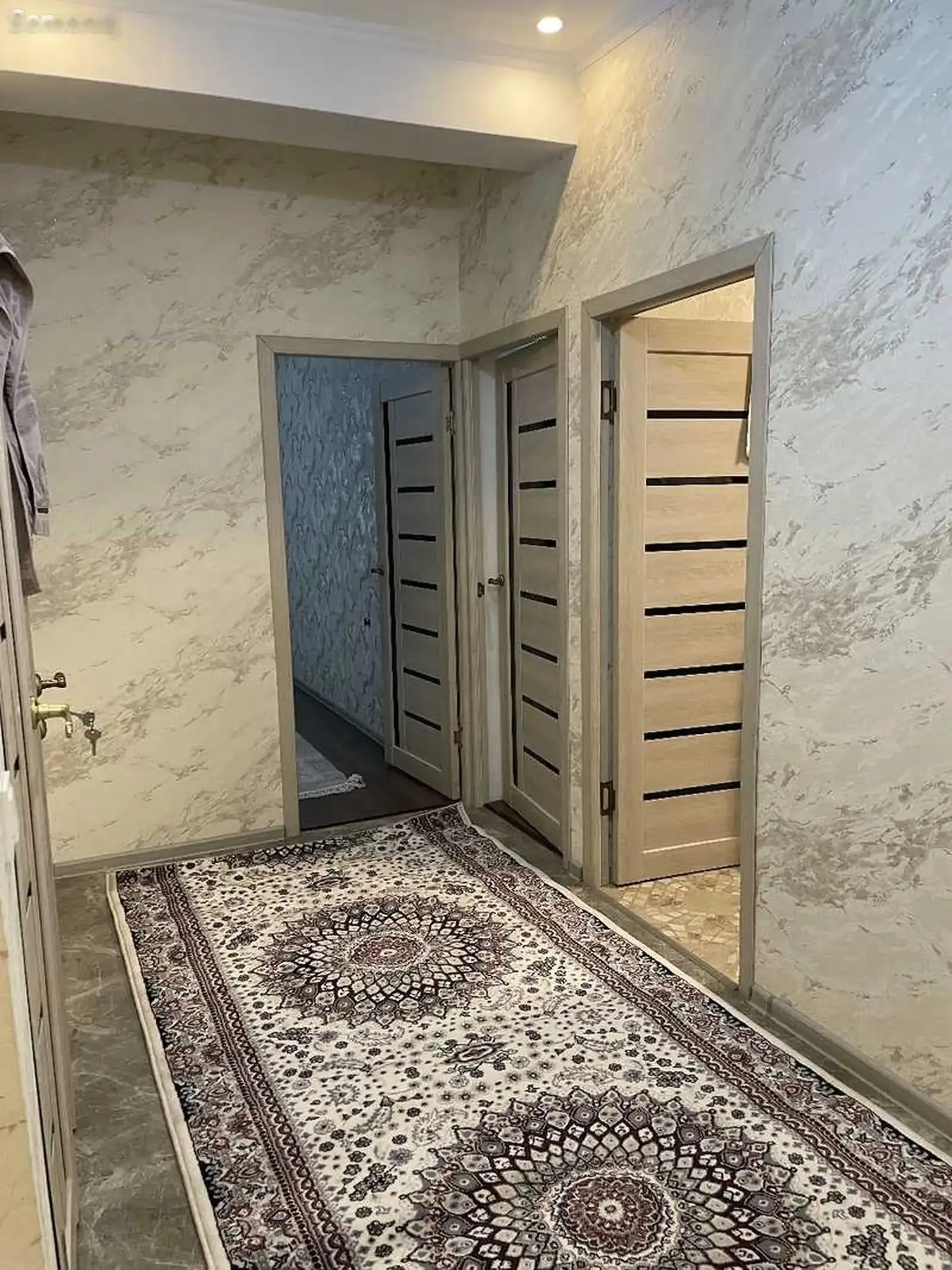 2-комн. квартира, 2 этаж, 70м², хитой бозор