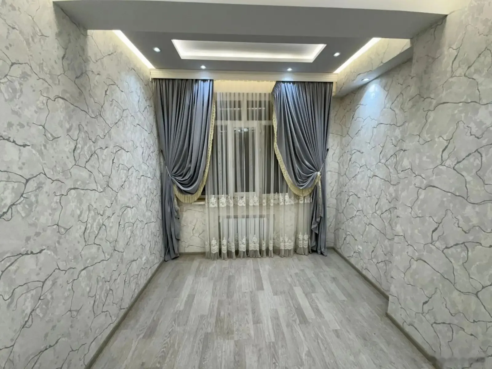 2-комн. квартира, 2 этаж, 52м², Шохмансур