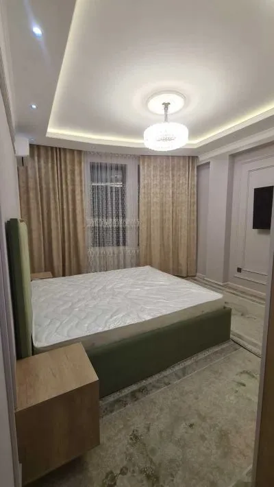 2-комн. квартира, 4 этаж, 78м², И. Сомони бозори Мехргон