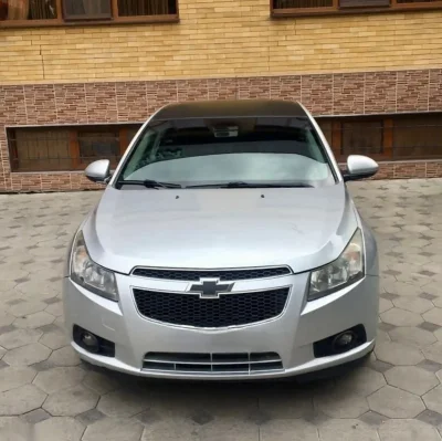 Капот на Chevrolet