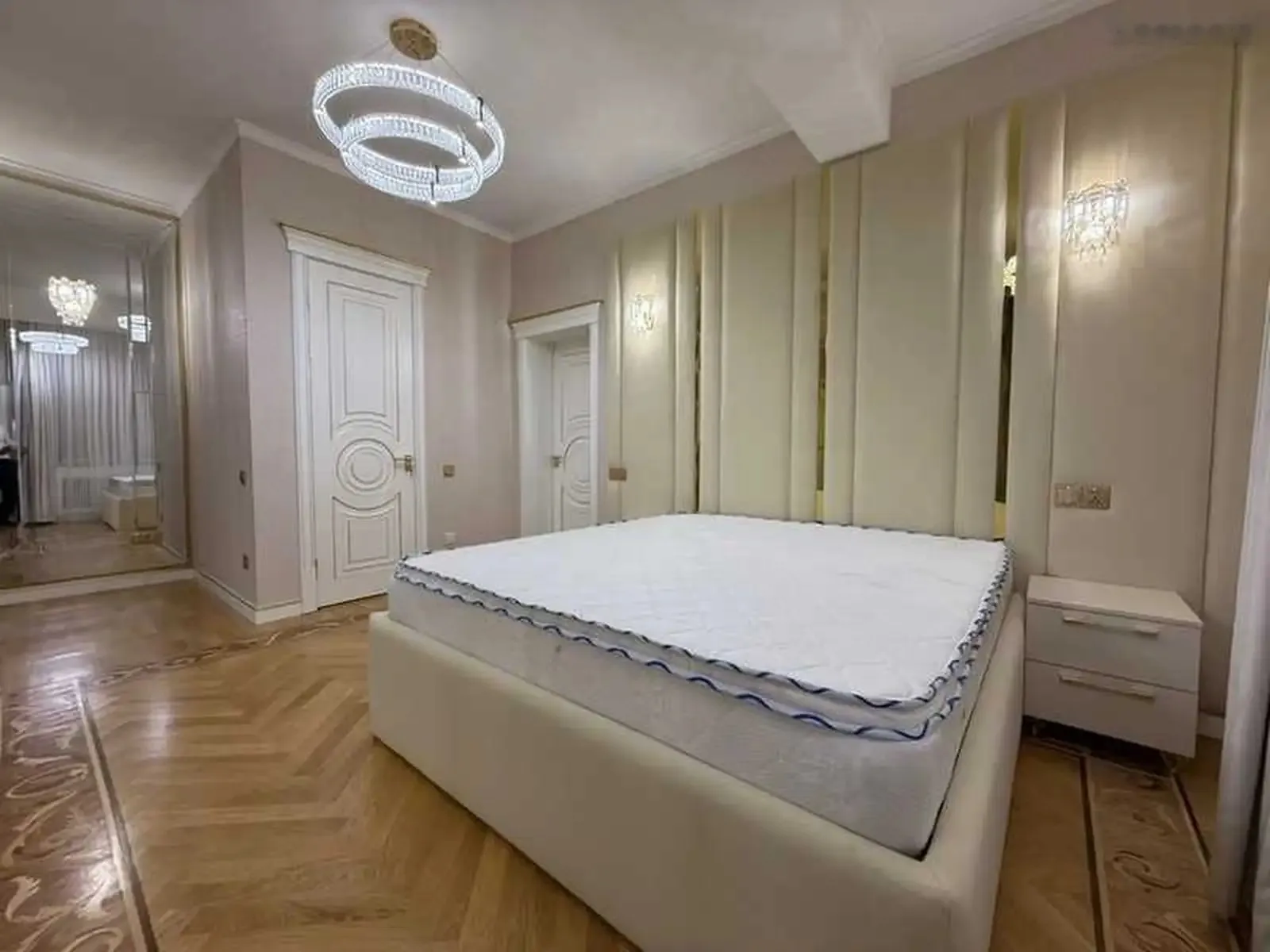 3-комн. квартира, 10 этаж, 103м², цум доми Шох палас