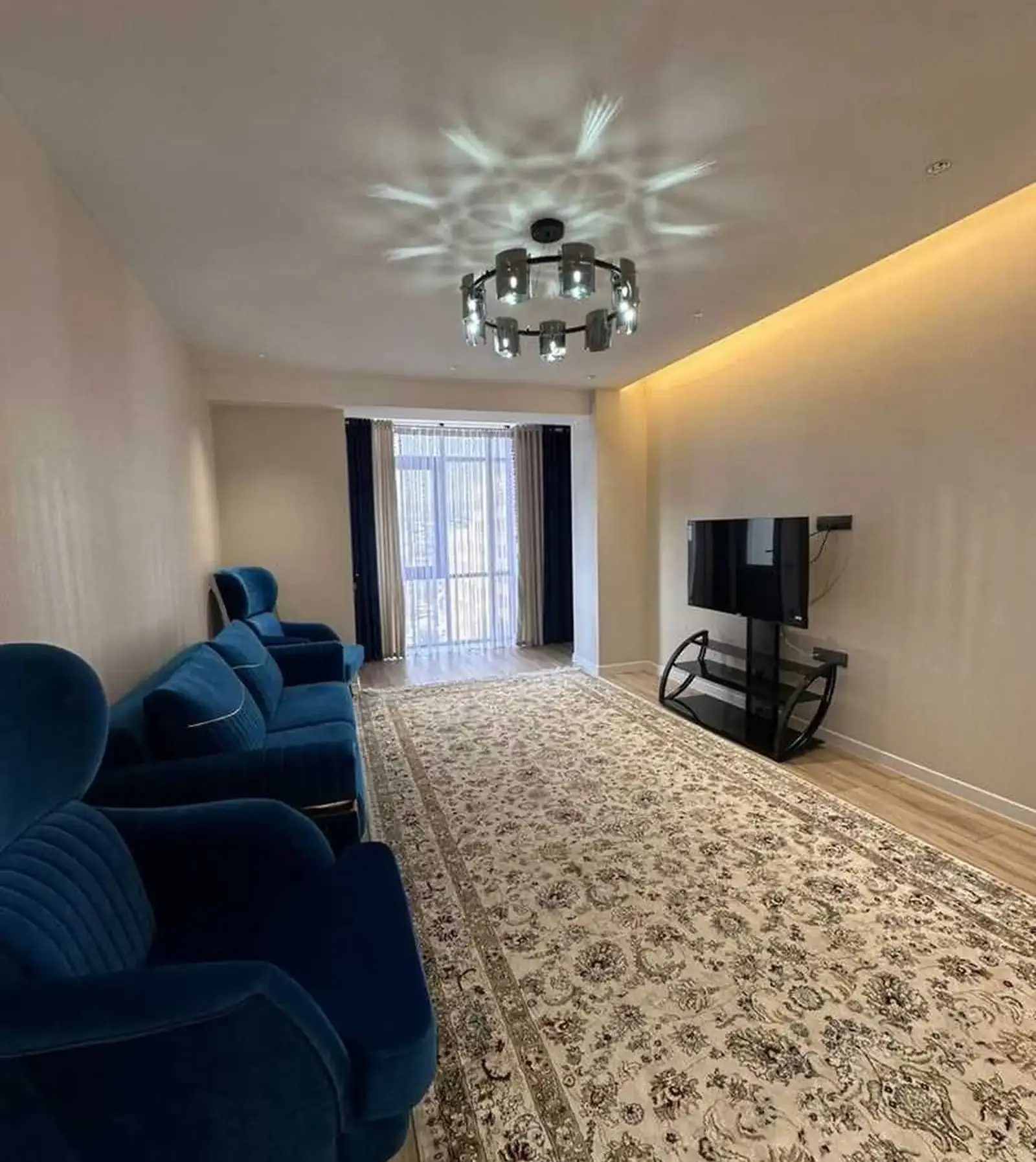 2-комн. квартира, 17 этаж, 102м², шоҳмансур