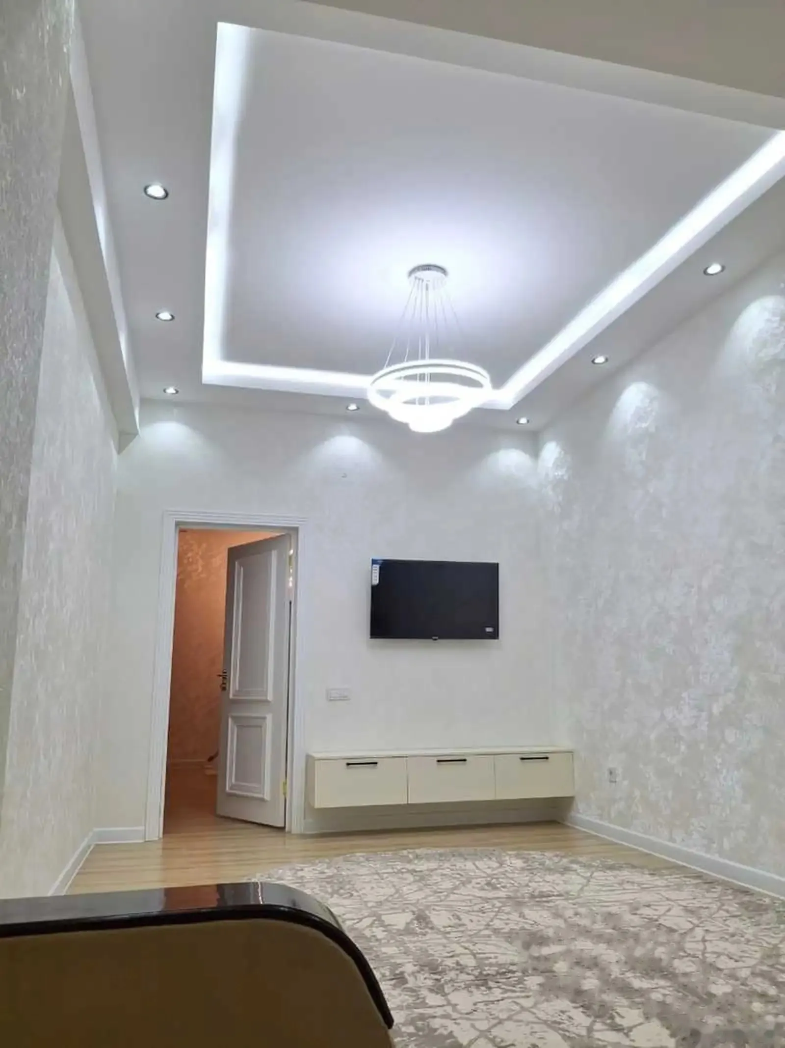 2-комн. квартира, 6 этаж, 80м², текстиль