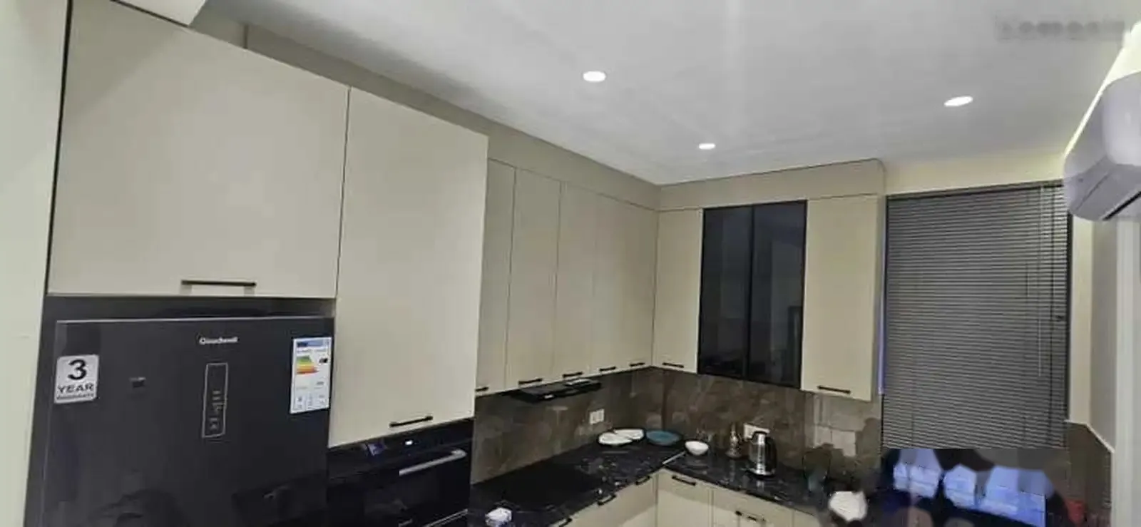 3-комн. квартира, 9 этаж, 111м², яккасарой