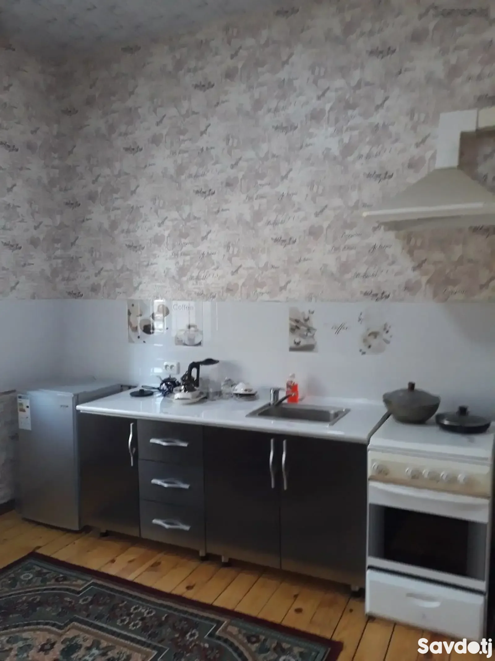 2-комн. квартира, 2 этаж, 60м², Универмаг