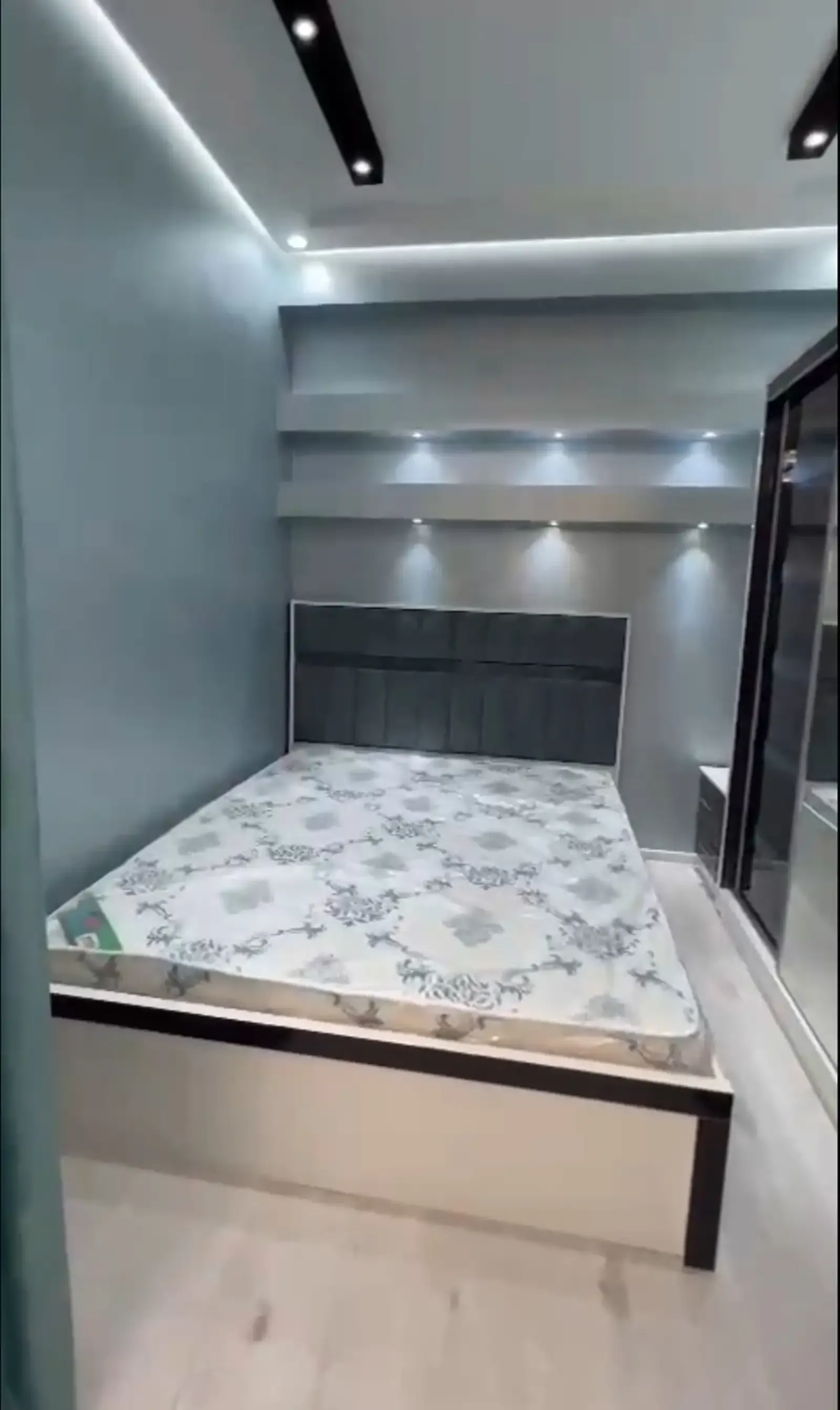 1-комн. квартира, 6 этаж, 52 м², Овир