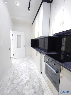 3-комн. квартира, 5 этаж, 68 м², сино
