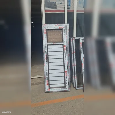 Дверь