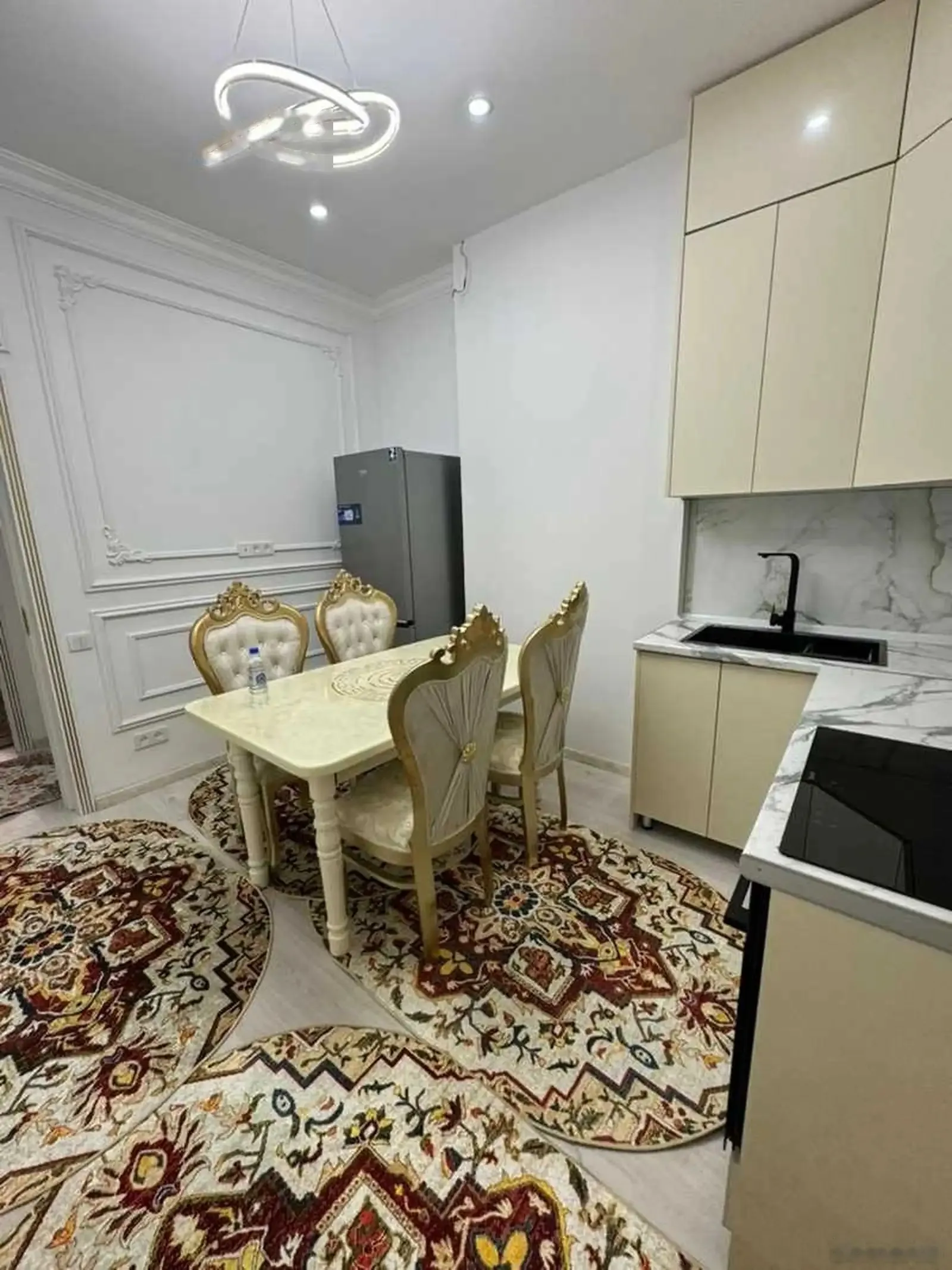 2-комн. квартира, 15 этаж, 73м², пайкари