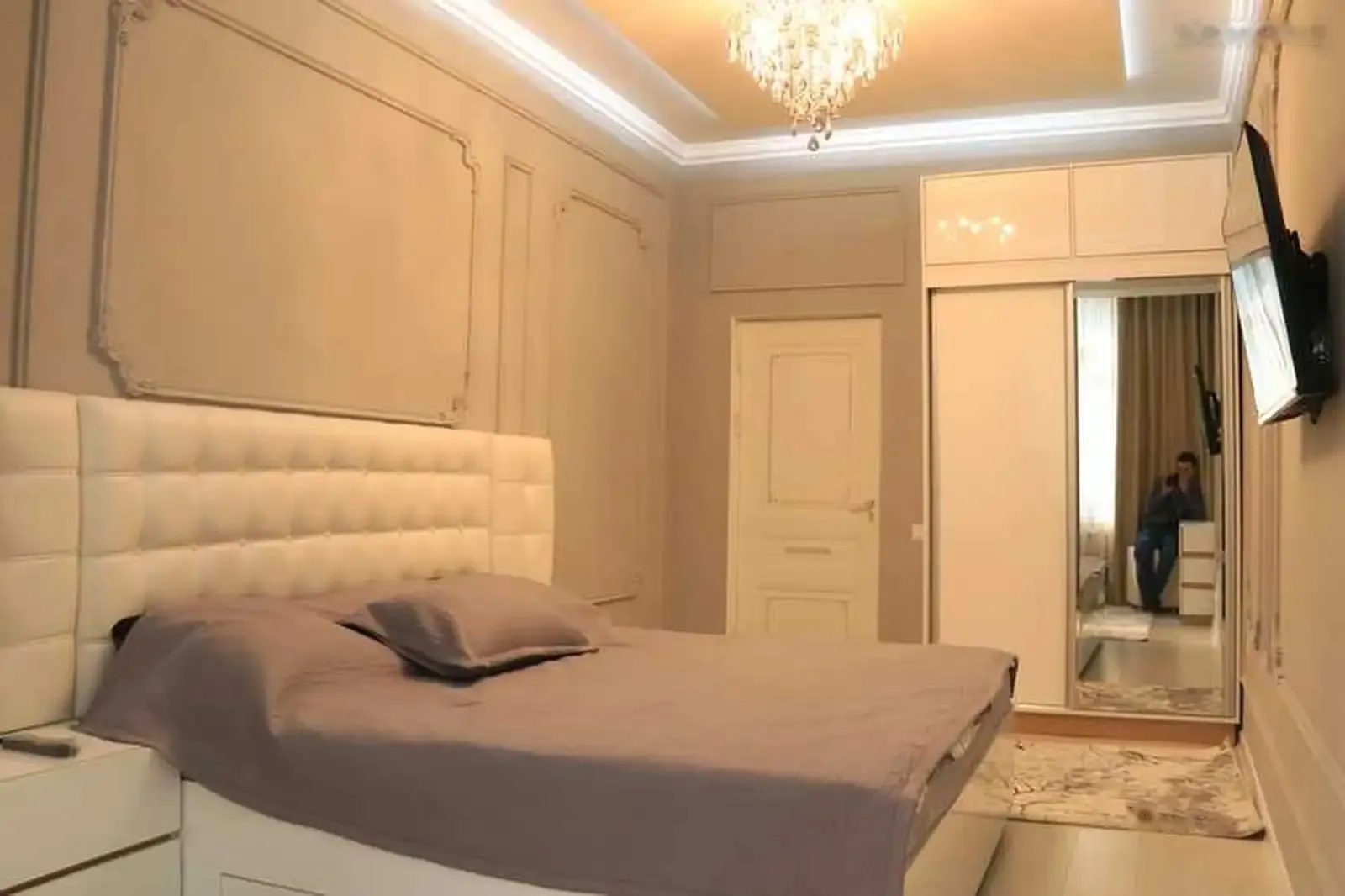 2-комн. квартира, 10 этаж, 110м², голубой экран