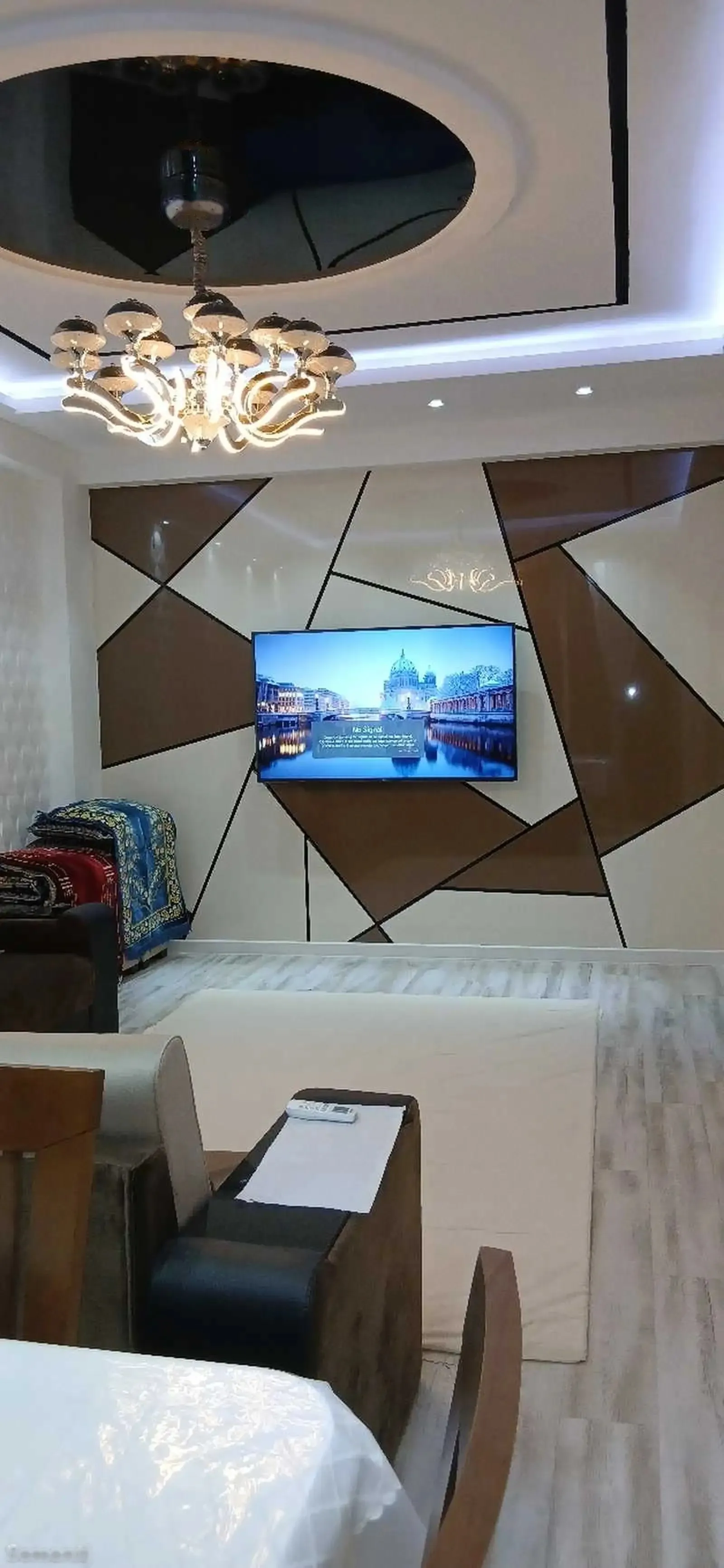 2-комн. квартира, 5 этаж, 85м², Исмоил Сомони Домои зарди мехргон