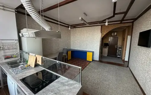 3-комн. квартира, 5 этаж, 140м², Шохмансур