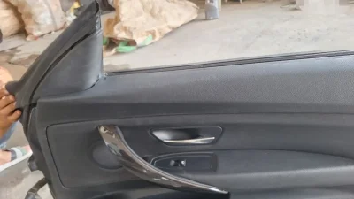 Обшивка двери BMW