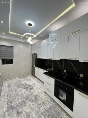 3-комн. квартира, 3 этаж, 82 м², сино