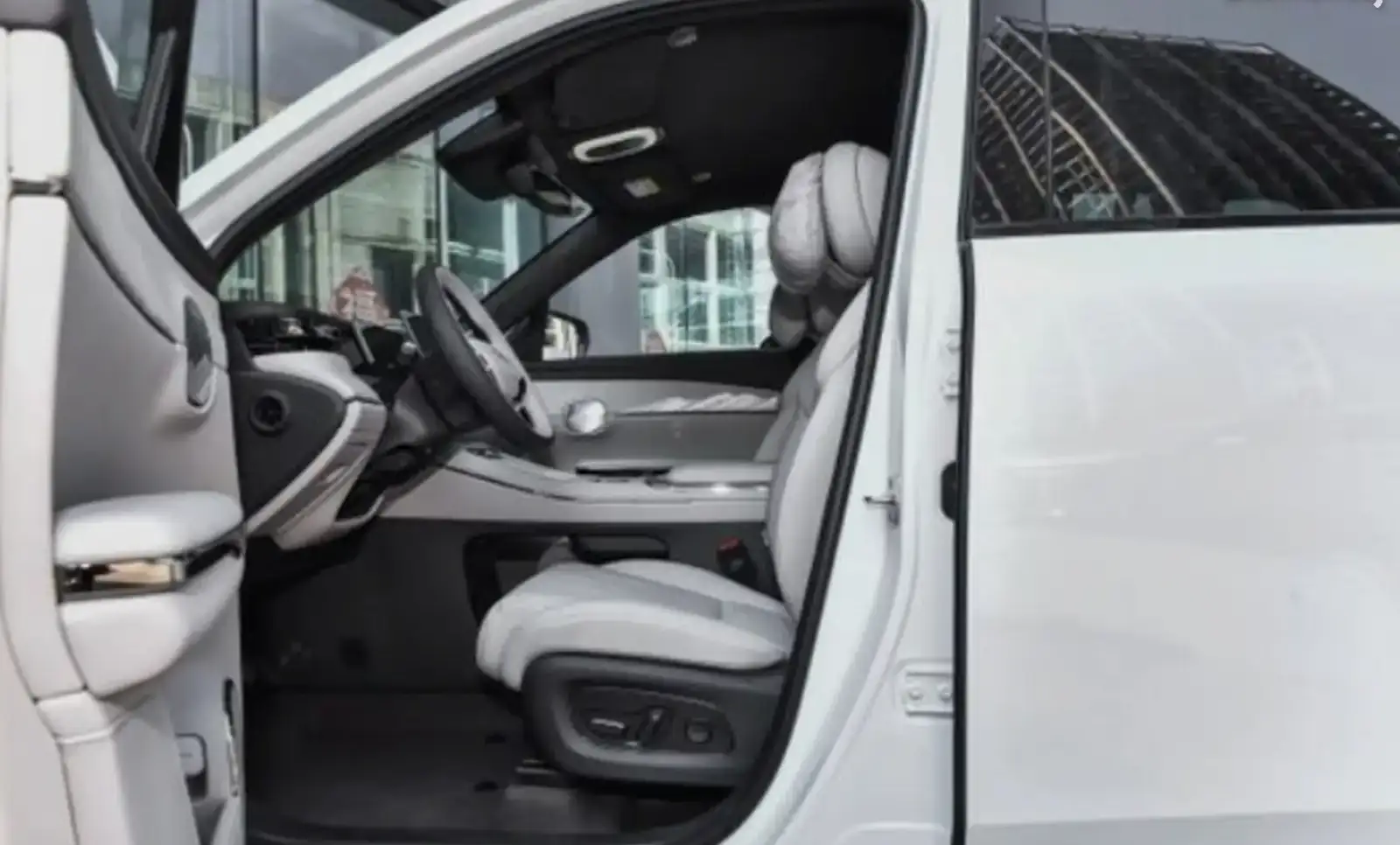 GAC Trumpchi GS7,